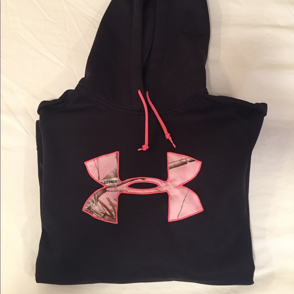 Under Armour Women’s Sweatshirt